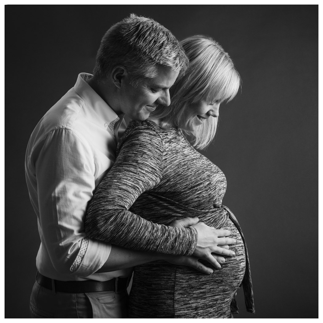 Gravid par i studio